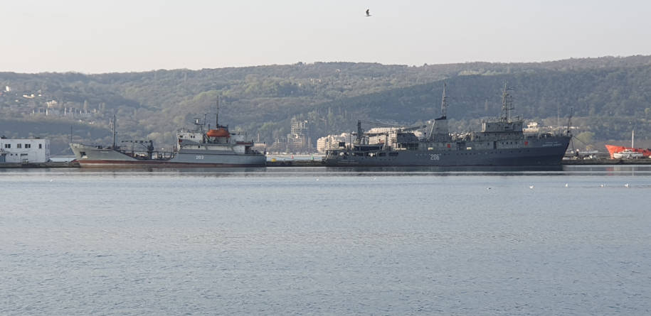 Военноморска база Варна
